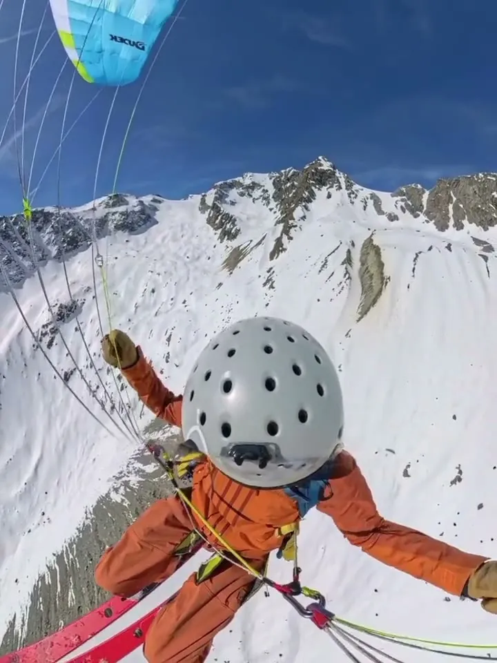 Hike & Fly – Video